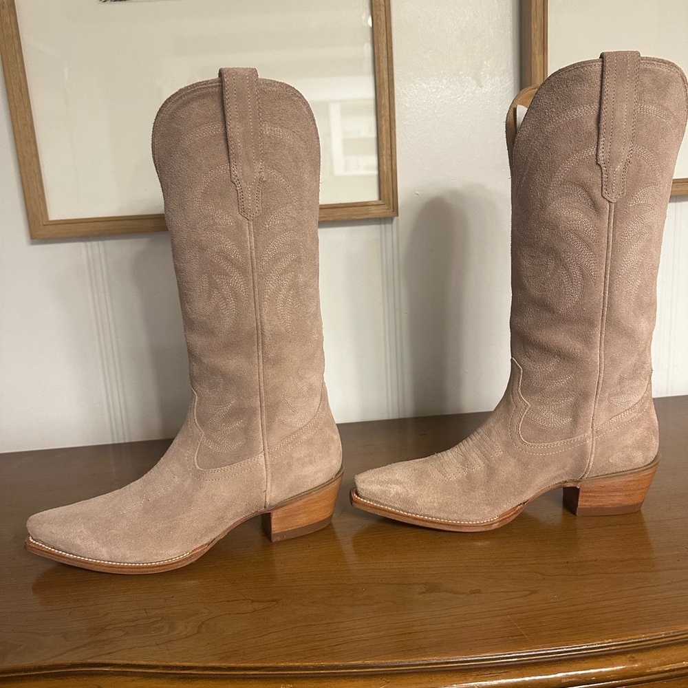 Tecovas The Annie Fawn Suede - Picture 3 of 7
